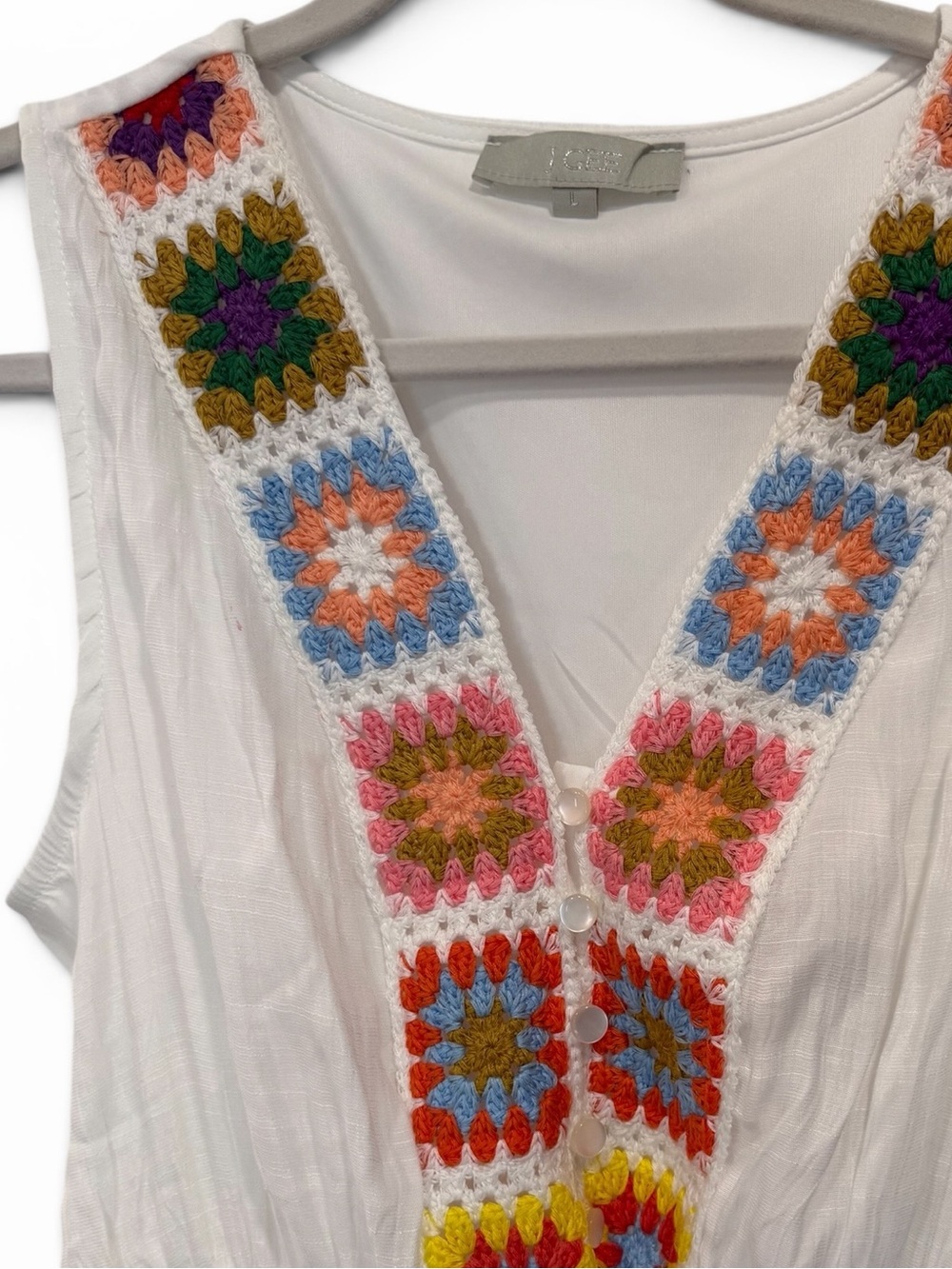 J Gee White Boho Tiered Maxi Dress with Colorful Granny Square Crochet Trim - Picture 4 of 10